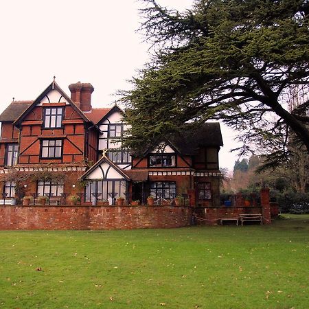 Hambledon House Bed & Breakfast Godalming Exterior photo