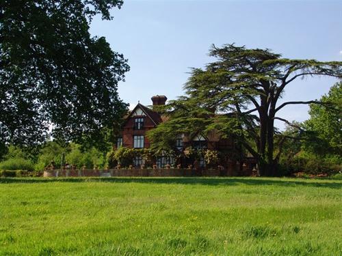 Hambledon House Bed & Breakfast Godalming Exterior photo